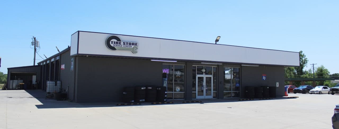 BRIDGEPORT — Tire Store Service Center