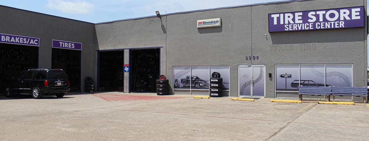 GREENVILLE — Tire Store Service Center